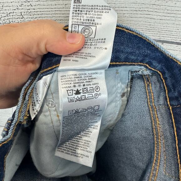 Levi's Men's 505 Regular Fit Straight Leg Jeans Size 34x30 - Picture 6 of 6